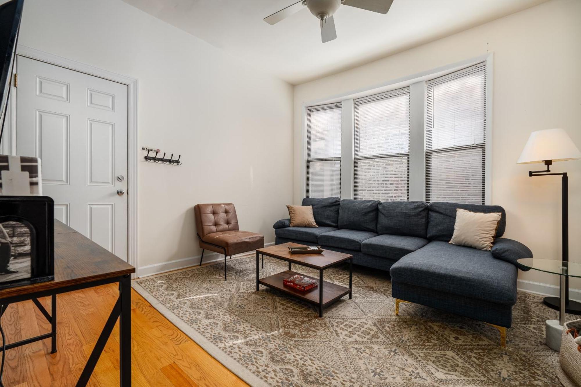 Ukrainian Village 2Br Modern Apartment D2 Чикаго Экстерьер фото